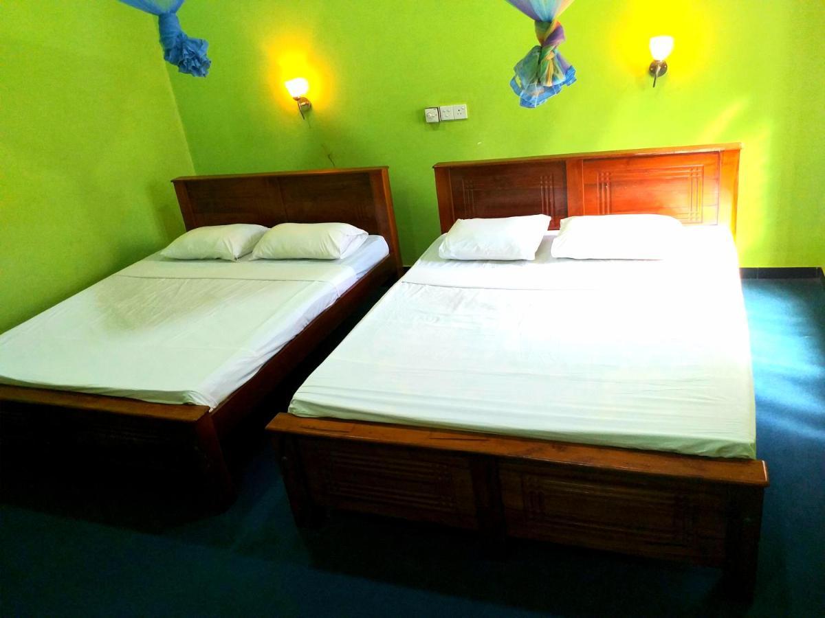 Elephant Paradise Safari Bungalow Udawalawe Room photo